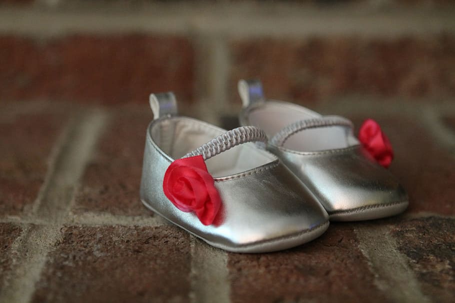 baby-announcement-girl-shoes-baby-shoes-baby.jpg