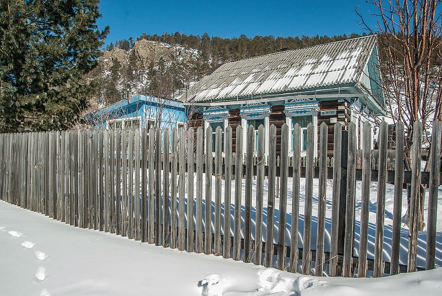irkutsk, wooden house, closing, logs, snow, winter, cold temperature