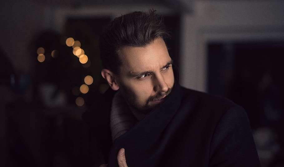 Man in Black Coat, blur, blurred background, bokeh, close -up HD wallpaper