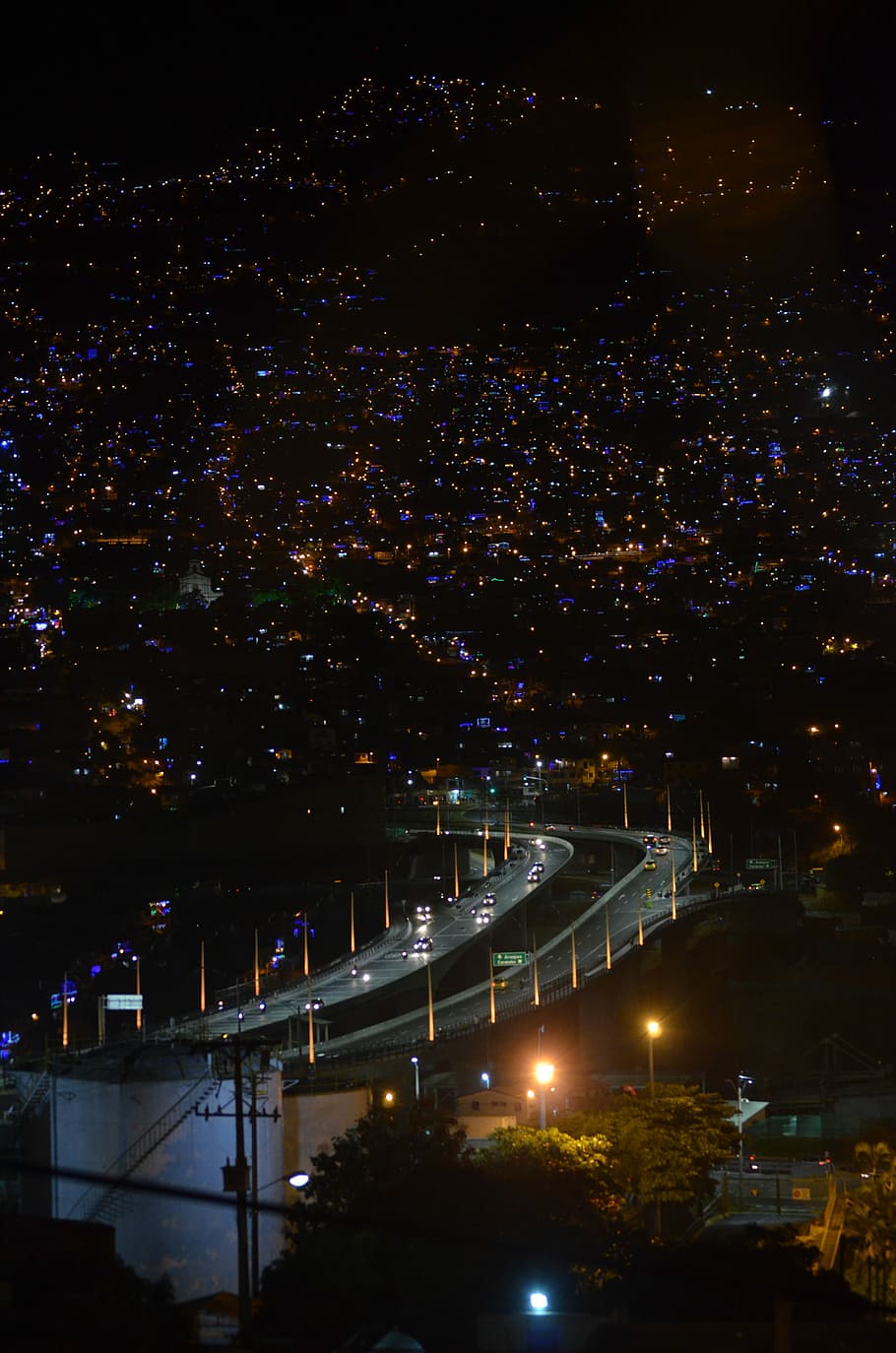 Medellín, Bridge, Night, mother laura bridge, illuminated, HD wallpaper