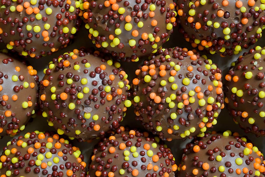 cupcake lot, food, products, sweets, easter, candy, chocolate candy HD wallpaper