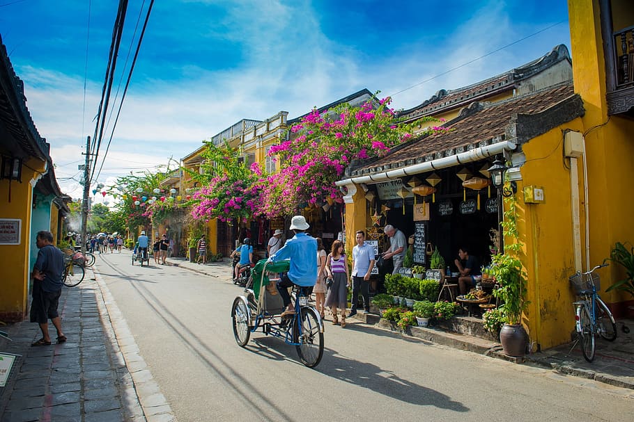 street, city, town, tourism, road, cyclo, hoian, vietnam, travel