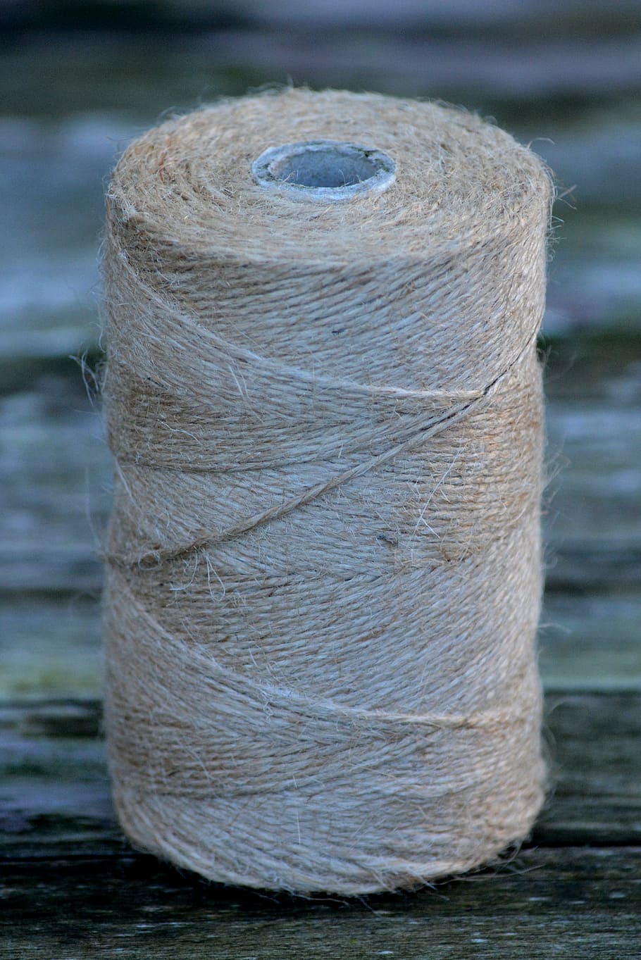 rope, cord, taping, close-up, focus on foreground, no people HD wallpaper