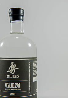 gin, alcohol, drink, beverage, glass, bar, vodka, ice, tonic HD wallpaper