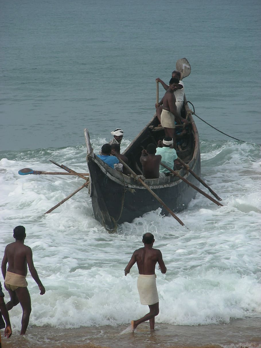 Fischer, Boot, India, Kerala, sea, shirtless, two people, full length HD wallpaper