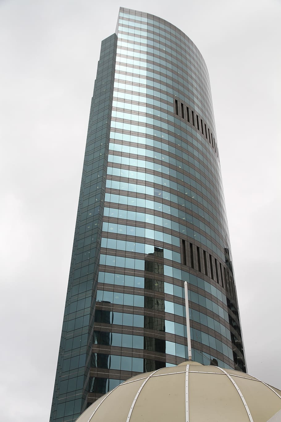 skyscraper, brisbane, facade, architecture, glass facades, building exterior HD wallpaper