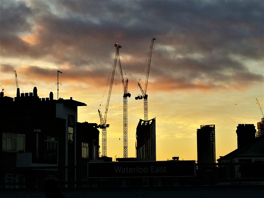 sunrise, cranes, london, sky, clouds, construction, morning HD wallpaper