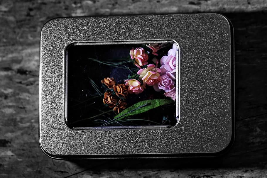 Box, Flowers, Miniature, Love, tiny, directly above, device screen HD wallpaper