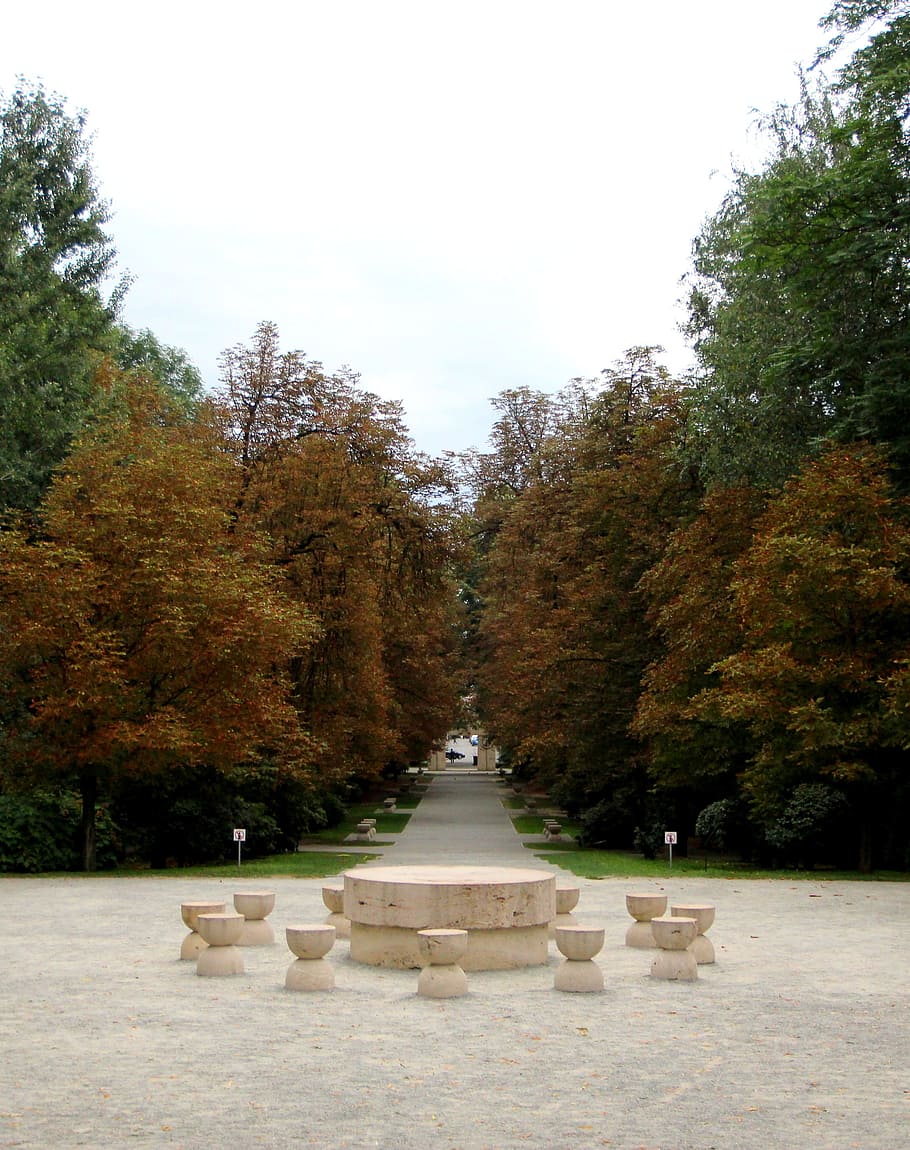 The Table Of Silence, Sculpture, brancusi, artwork, romania, autumn, HD wallpaper