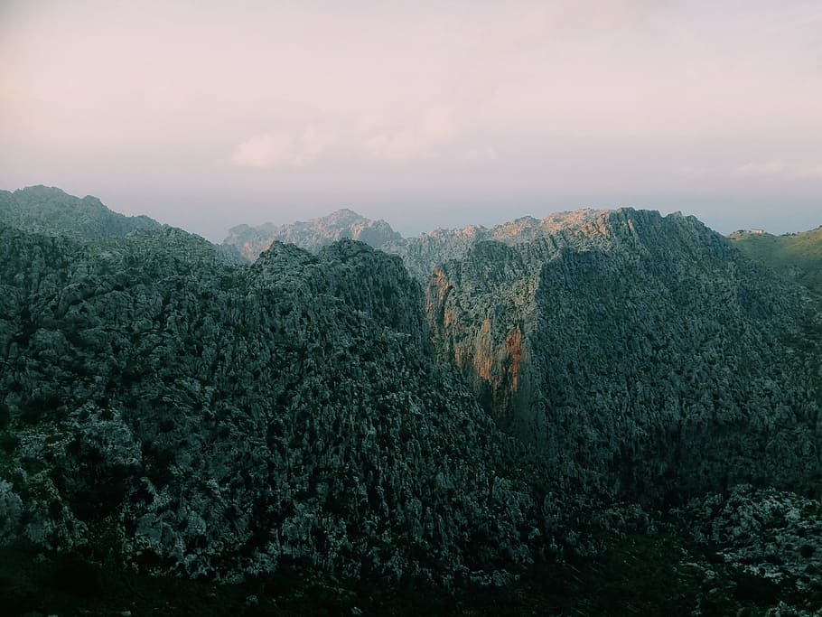 green mountains during daytime, gray rocky mountains during daytime photography HD wallpaper