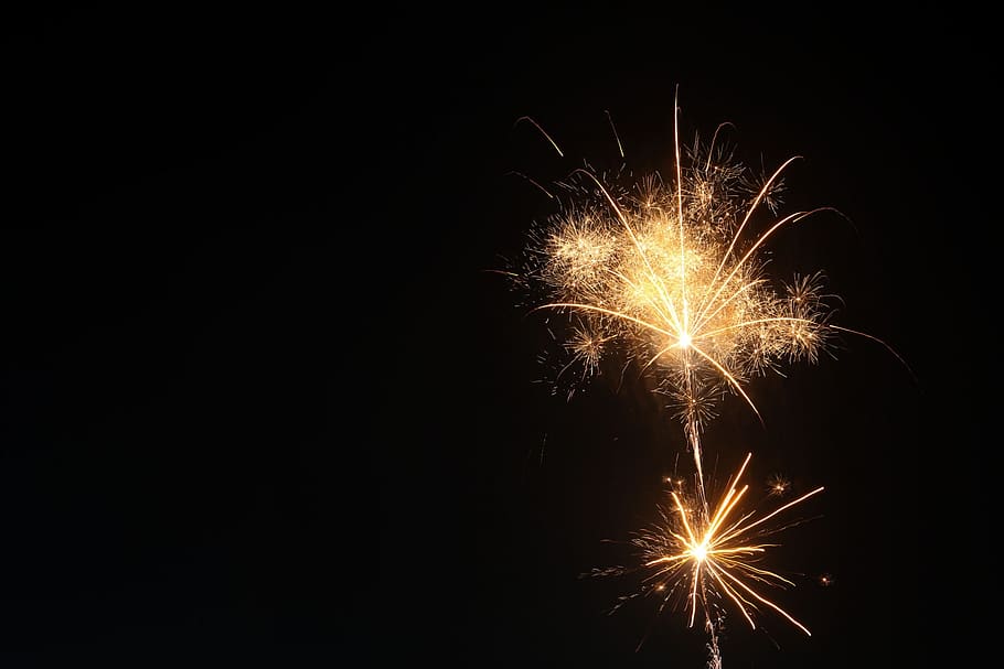 fireworks, explode, exploding, colorful, sparks, sparkling HD wallpaper