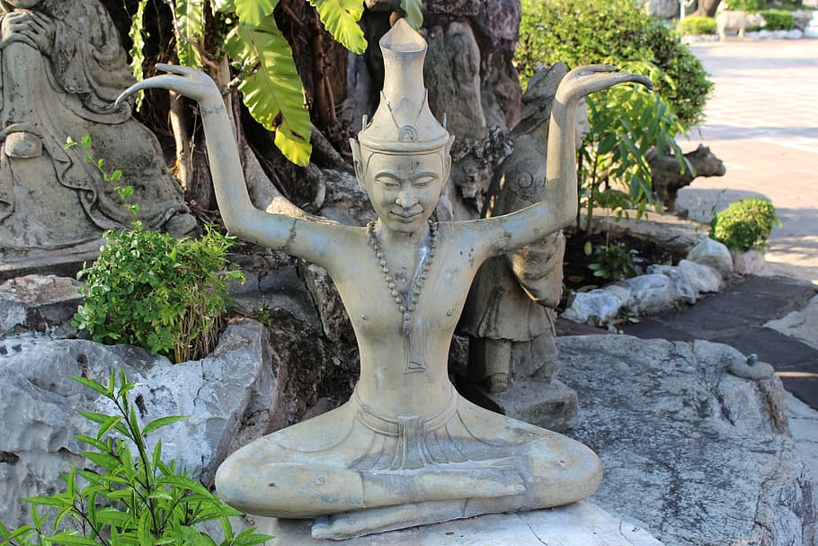 brown concrete statue near green plant, buddha, buddhism, religion, HD wallpaper