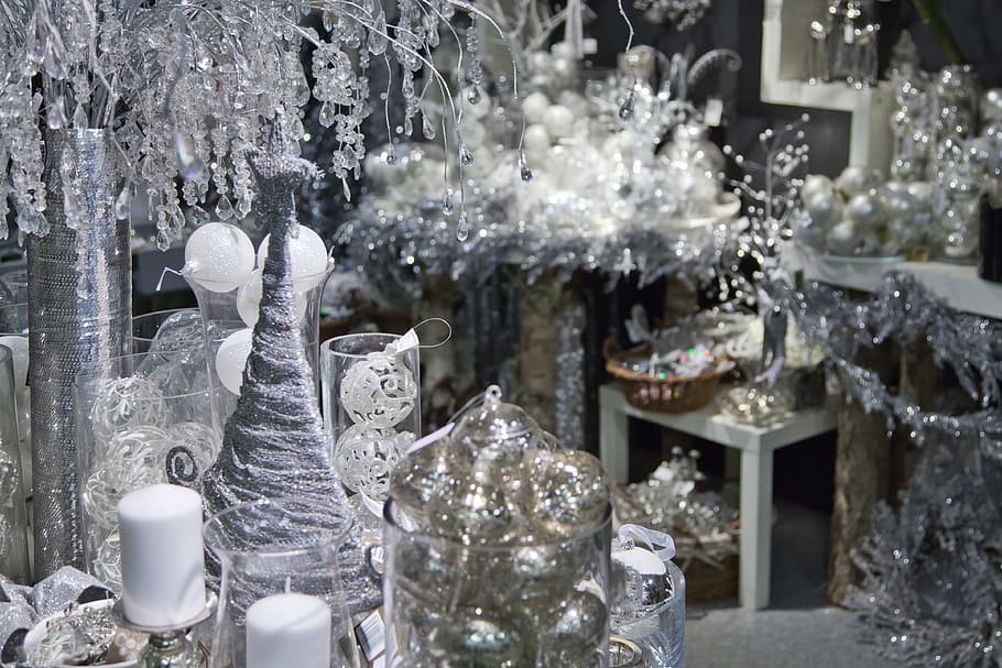 assorted silver and white home decorations and ornaments, ball, HD wallpaper