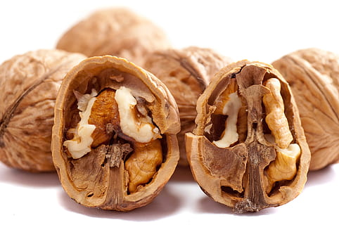 walnuts, brown, close-up, cracked, cut out, dry, extreme close-up HD wallpaper