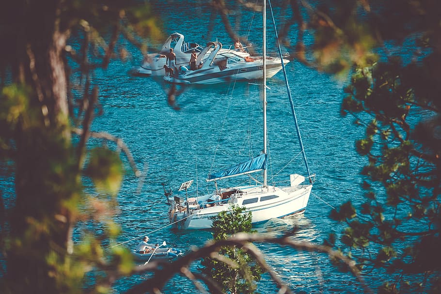 two white yachts on body of water, two white yacht on body of water HD wallpaper