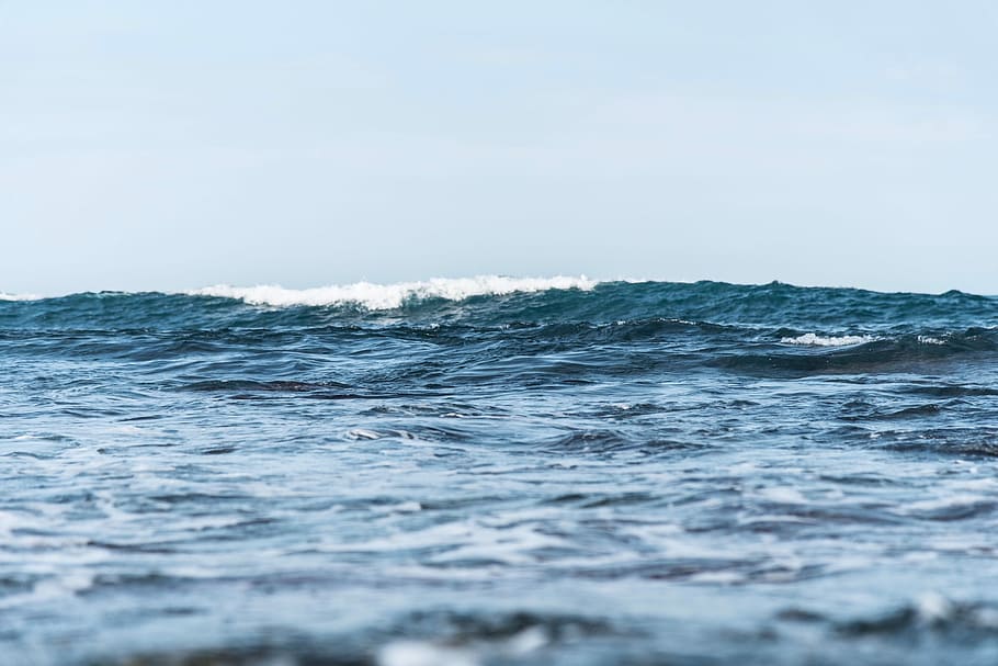 blue sea wave at daytime, ocean water during daytime, sky, motion HD wallpaper