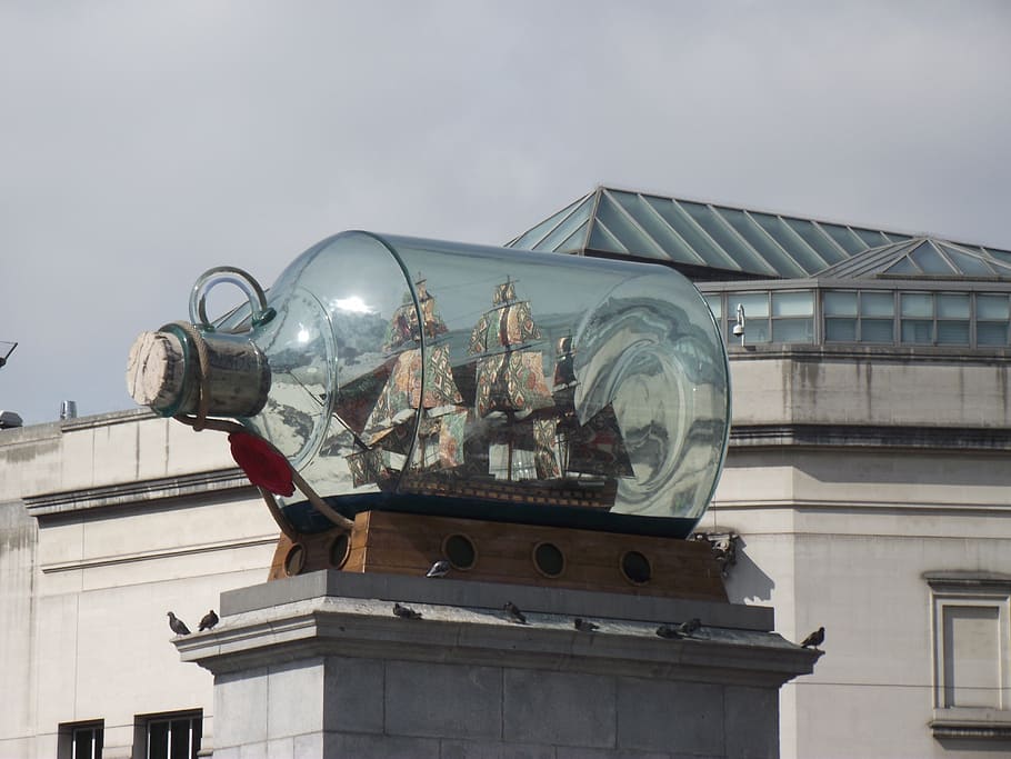 boat, bottle, monument, artistic, artwork, city square, trafalgar square HD wallpaper