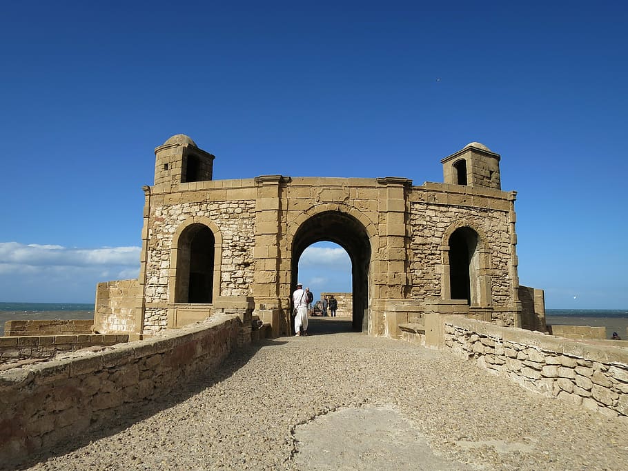 person walking near ruin at daytime, castle, morocco, essaouira, HD wallpaper