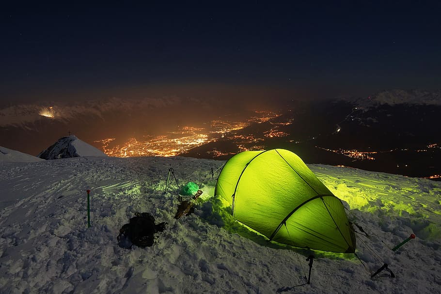 green tent, photo of green camping tent, green dome, dome tent HD wallpaper