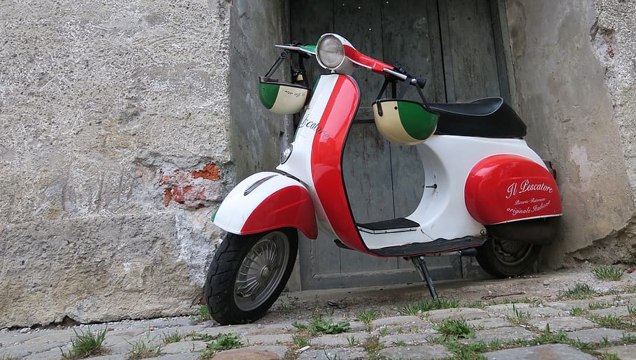 vespa, motor scooter, helm, italy, vehicle, roller, motorcycle