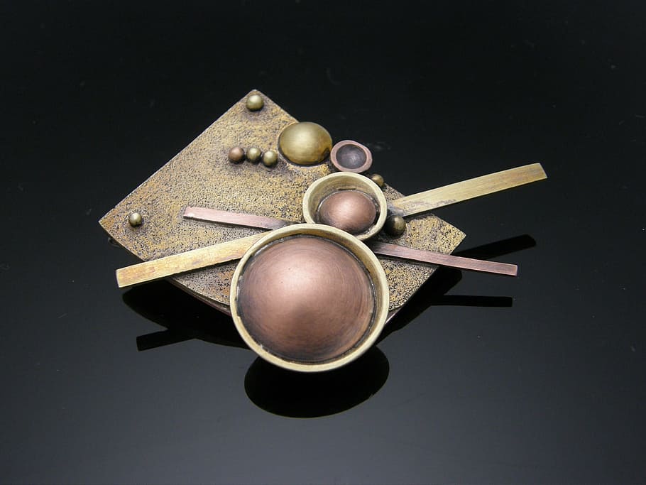 Brass, Brooch, Ball, Work, ball work, black background, studio shot HD wallpaper