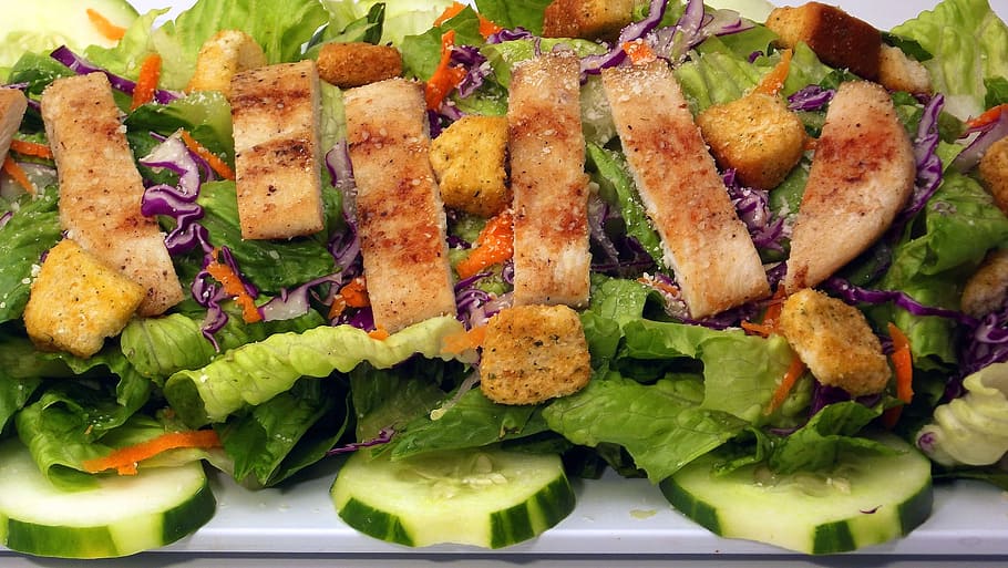 cooked food on top of vegetables, caesar, chicken, salad, plate HD wallpaper