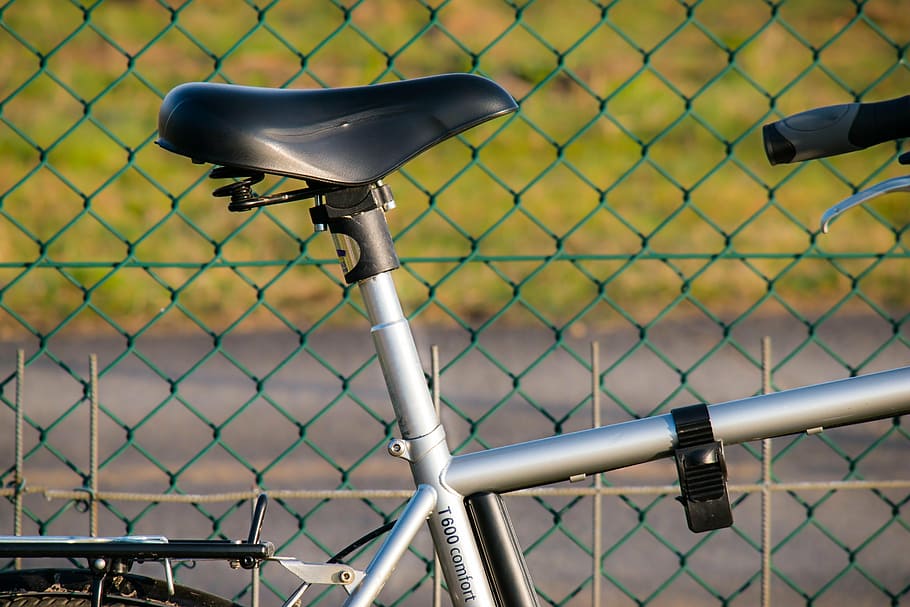 bike, saddle, bicycle saddle, frame, wheel, touring bike, fence HD wallpaper