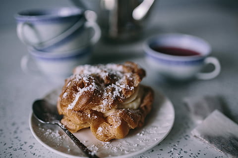 Coffee, Tee, and Cream Puffs, tea, cup, cake, sweet, cup of tea HD wallpaper