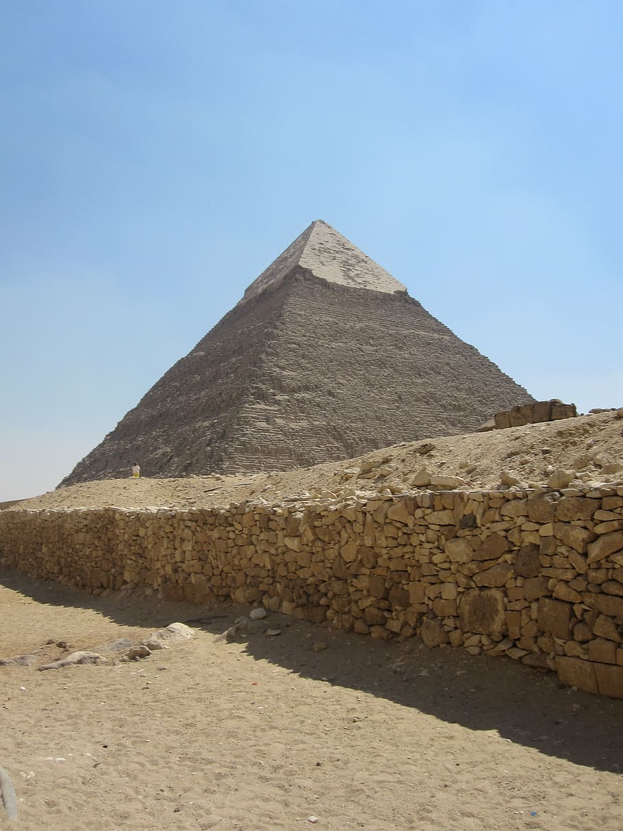 pyramid, egypt, desert, ancient civilization, the past, architecture HD wallpaper