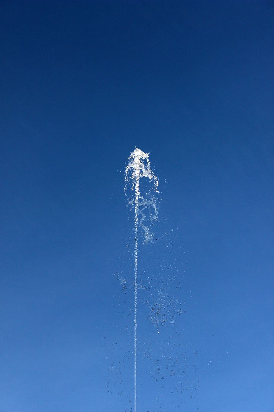 water, jet, sky, source, blue, motion, nature, splashing, no people HD wallpaper