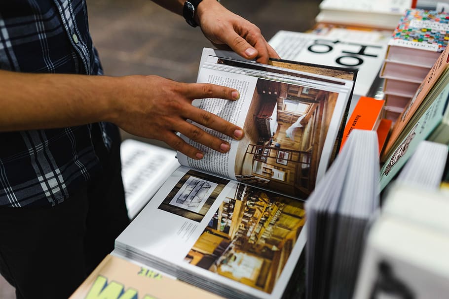 A visit to the bookstore, bookshop, knowledge, people, men, holding HD wallpaper