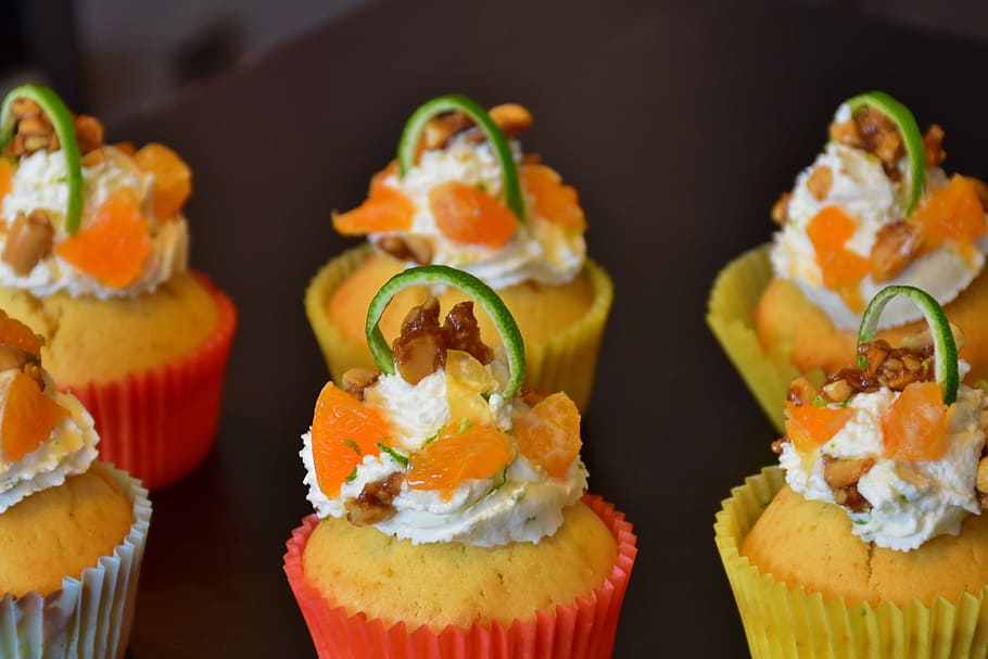 six cupcakes, Muffin, Candy, Tart, cake decorations, cream HD wallpaper