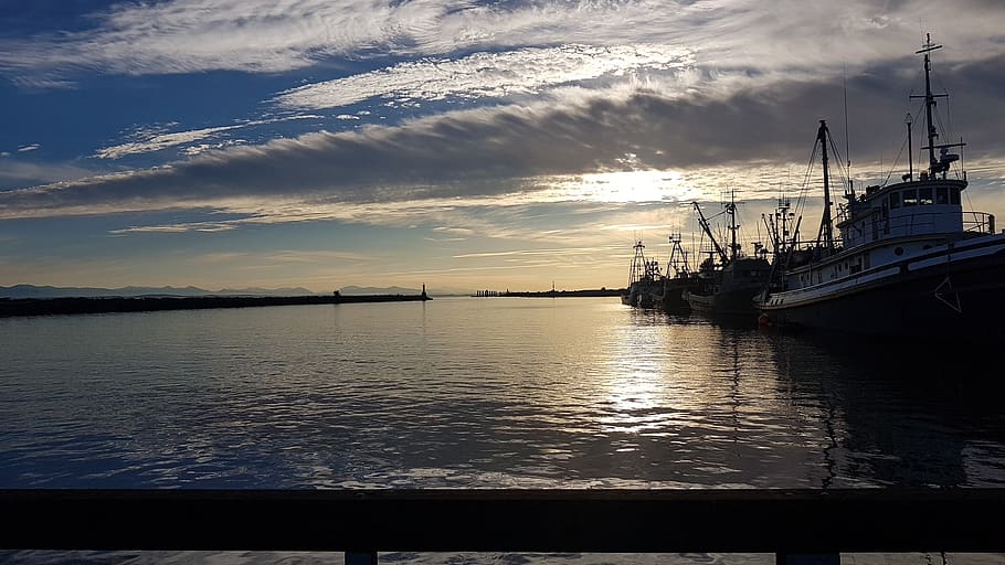 ships, water, docks, sunset, sky, nautical vessel, cloud - sky HD wallpaper
