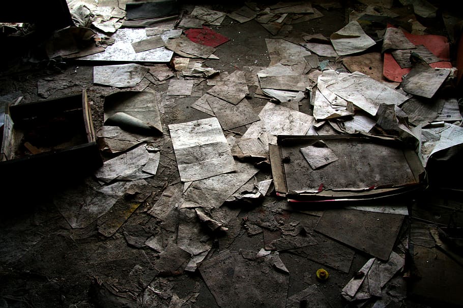 lost place, ground, dirty, paper, garbage, neglected, leave, HD wallpaper