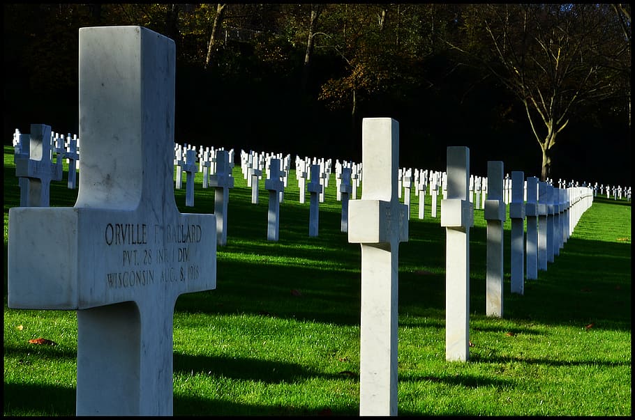 close-up of cemetery, graves, american, memorial, war, soldier