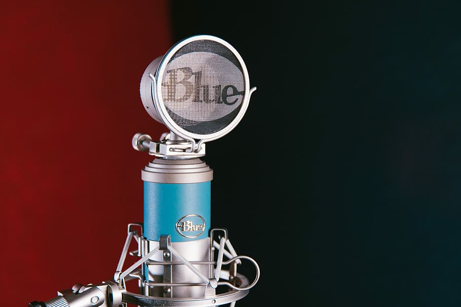 Blue snowball microphone, silver and blue Blue brand microphone with green background HD wallpaper