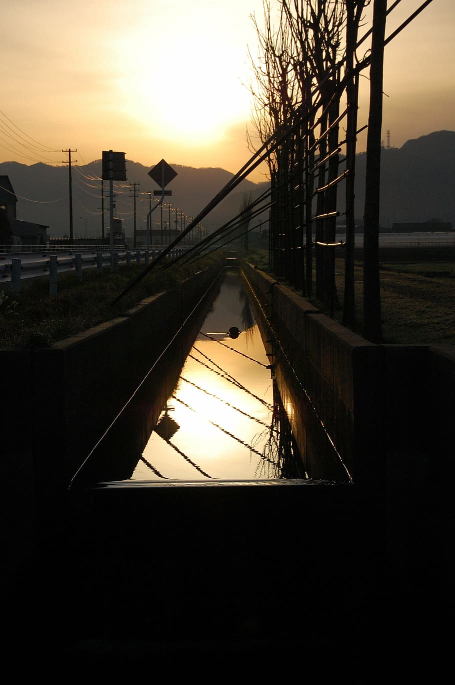 asahi, reflection, mirror, sunset, outdoors, sky, nature, architecture HD wallpaper