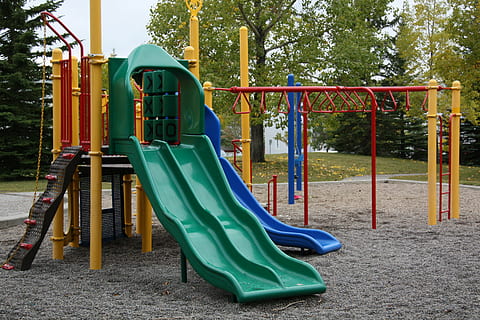 toddler's playground, empty, lonely, quiet, nobody, outdoor HD wallpaper
