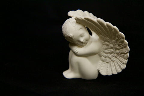 closeup photography of white cherub ceramic figurine, art, figure HD wallpaper