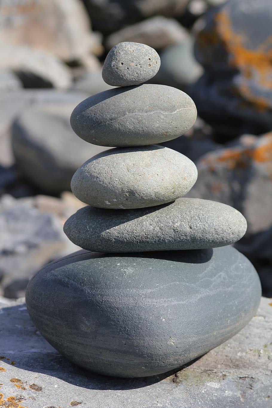 stones-pebbles-nature-rock-tranquil-zen.