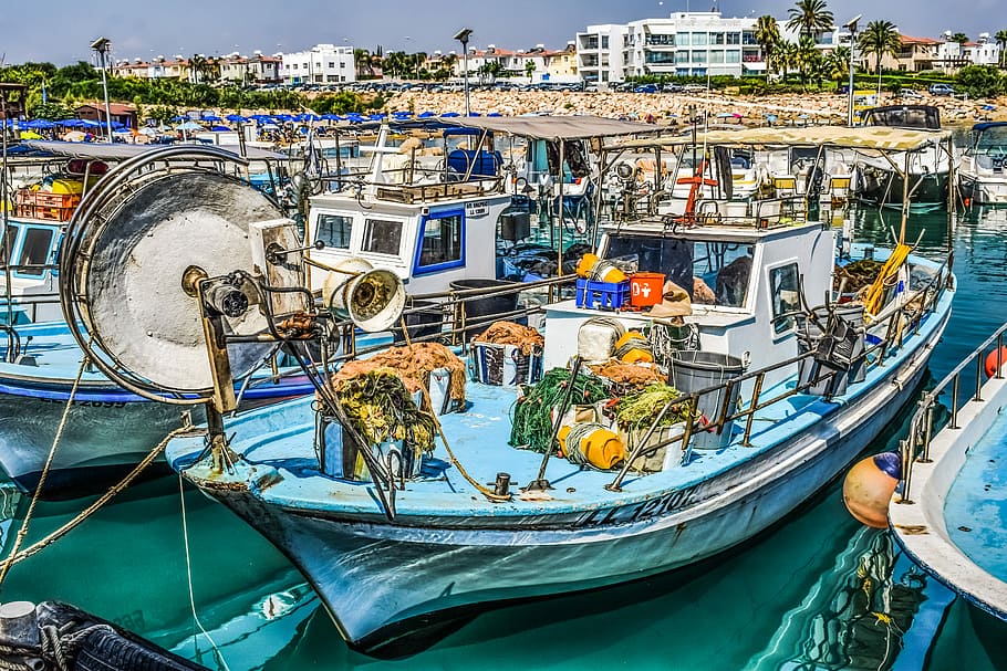 digital artwork of fishing boats in dock, Reflections, Harbor, HD wallpaper