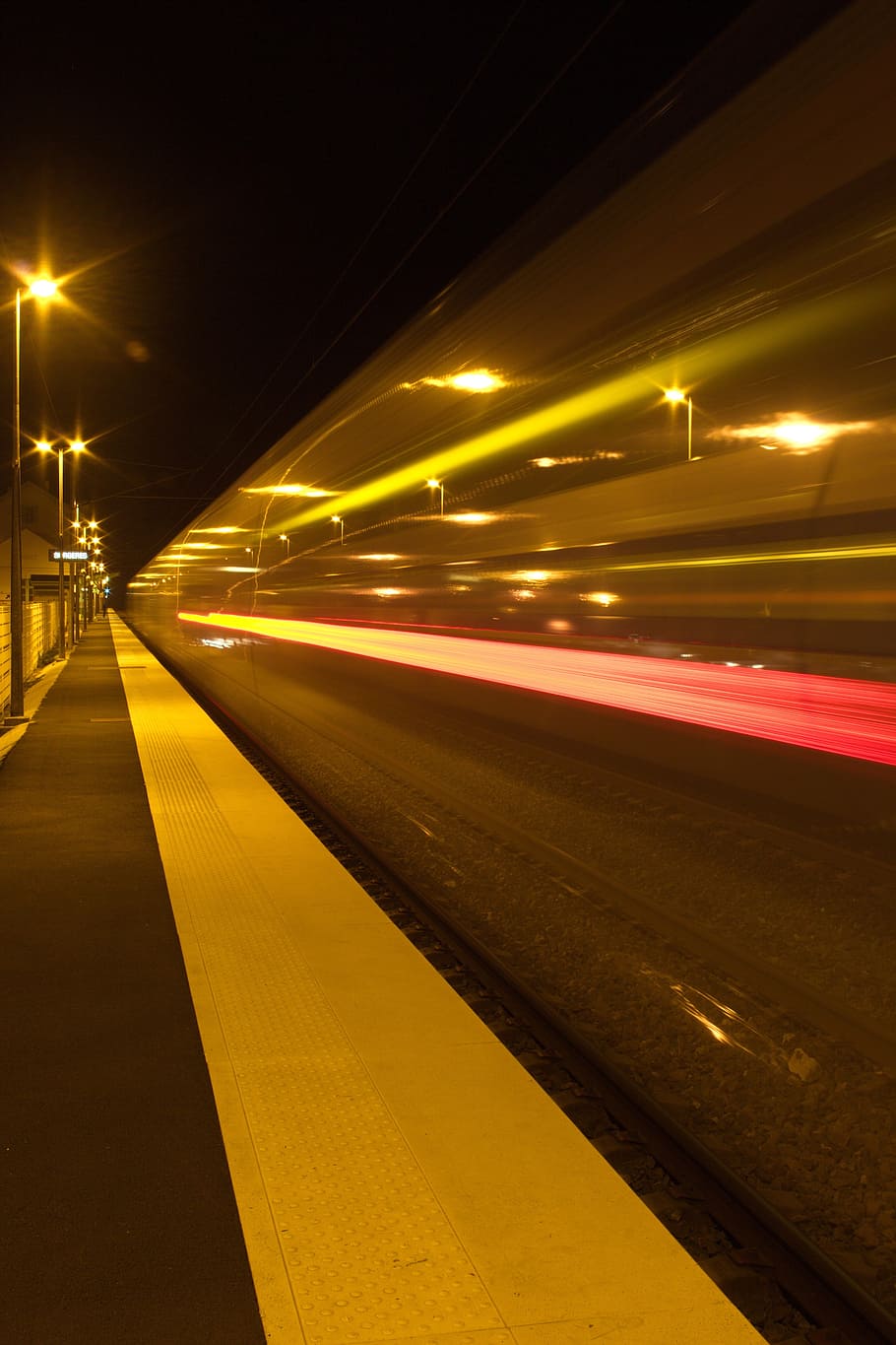 train, ter, wharf, speed, station, night, lighting, reflection HD wallpaper