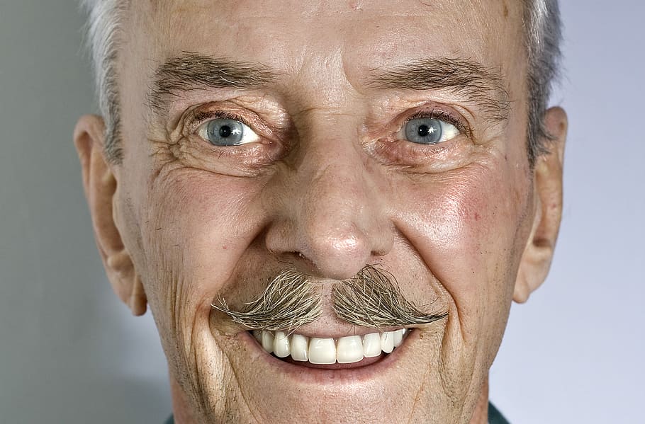 closed up photo of man's face, closeup photo of a man smiling, HD wallpaper