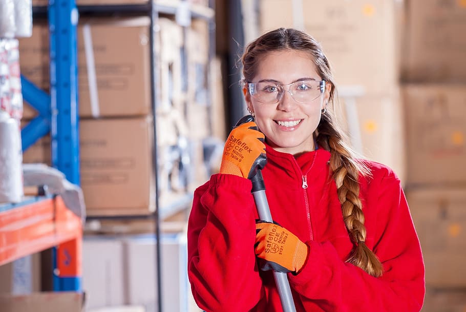 woman wearing red zip-up jacket and orange gloves and clear goggles, HD wallpaper