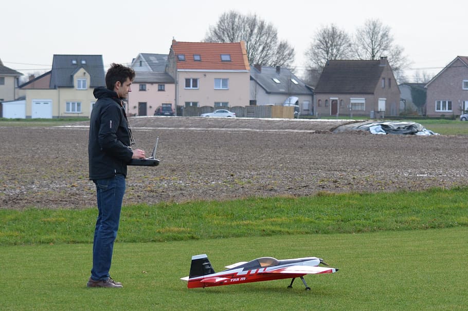 model airplane, driving, building exterior, architecture, built structure HD wallpaper