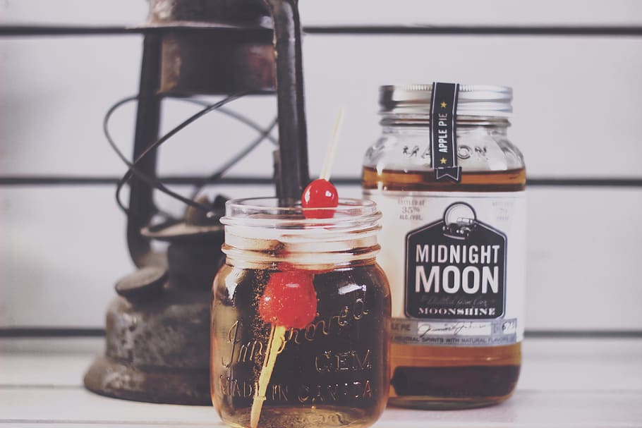 jar, bottle, strawberry, cherry, glass, juice, apple, pie, alcohol HD wallpaper