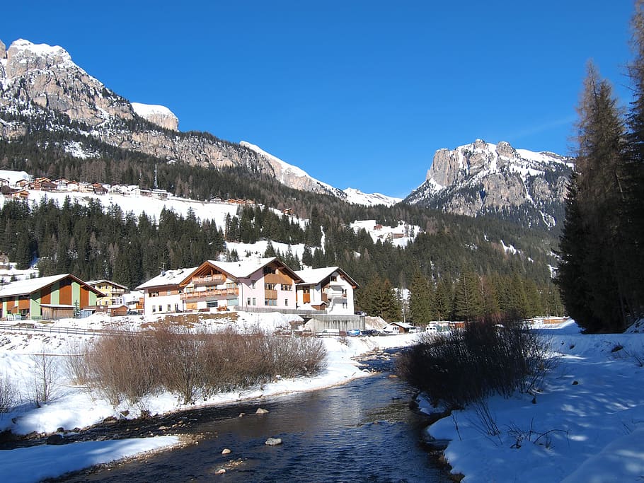 Excursion, Stream, along, the stream, snow, mountain, winter HD wallpaper