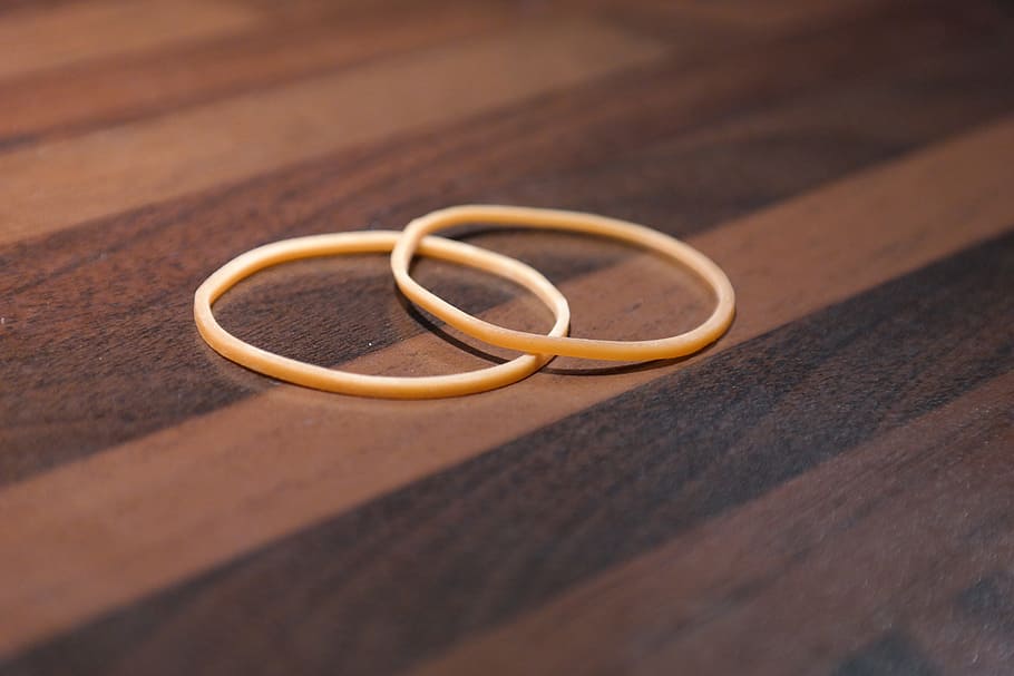 two brown rubber bands, Rings, rubber rings, annular, household rubber, HD wallpaper