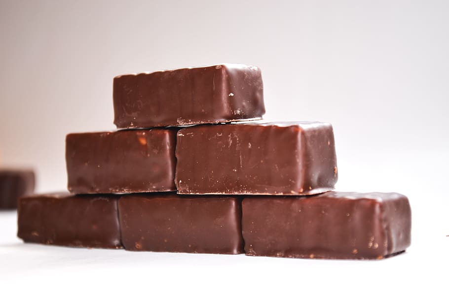 Chocolate, Candy, Sweet, chocolate candy, black, dark chocolate HD wallpaper