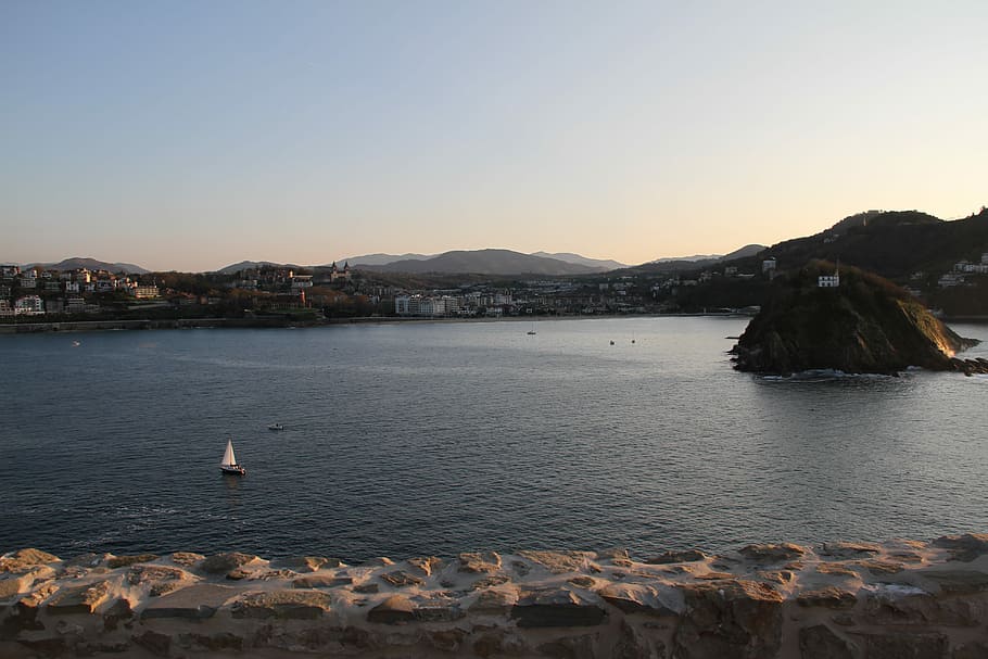donostia, shell, urgull, water, sky, architecture, sea, building exterior HD wallpaper